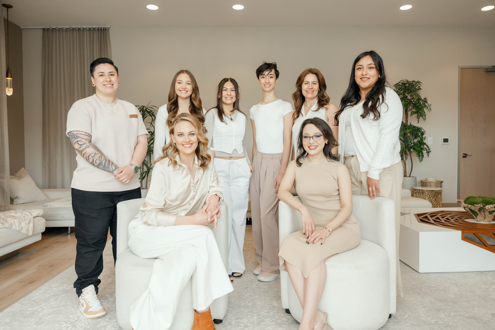 Dolce Vita Staff